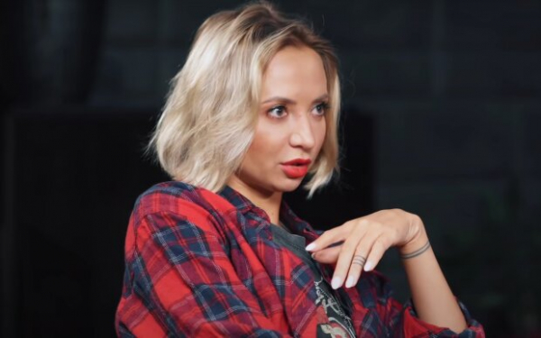 Ирине Сопонару из "Женского квартала" предложили интим за деньги, но та быстро "попустила" парнишу: "Расскажу родителям"