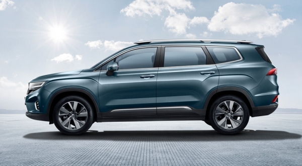 Geely создала соперника большому внедорожнику Toyota
Geely создала соперника большому внедорожнику Toyota