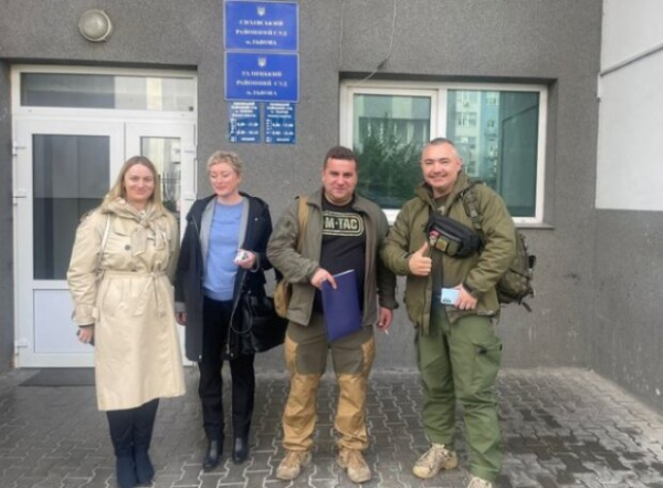 "Хотели наказать за помощь": таможня оштрафовала польского волонтера, который вез автомобиль ВСУ "Хотели наказать за помощь": таможня оштрафовала польского волонтера, который вез автомобиль ВСУ