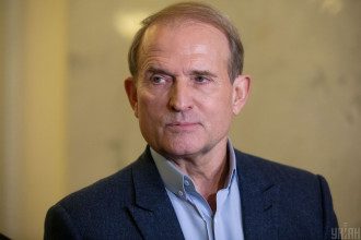Медведчук и Козак приобрели за бесценок нефтебизнес в РФ – Схемы
Медведчук и Козак приобрели за бесценок нефтебизнес в РФ – Схемы