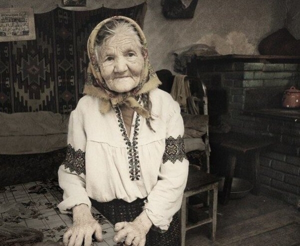 Мать на склоне лет написала трогательное письмо детям - "Простите, что старая...будьте терпеливы" Мать на склоне лет написала трогательное письмо детям - "Простите, что старая...будьте терпеливы"