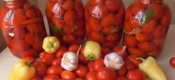 Начинайте как можно скорее: вкуснющий рецепт консервированных помидоров с корицей - сладкие и без остроты Начинайте как можно скорее: вкуснющий рецепт консервированных помидоров с корицей - сладкие и без остроты