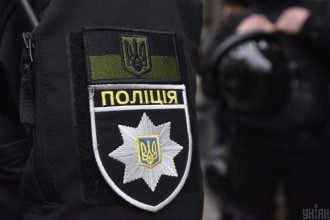 Бил руками и ногами девушку, сломав ей нос: в полиции отреагировали на избиение в Харькове
Бил руками и ногами девушку, сломав ей нос: в полиции отреагировали на избиение в Харькове