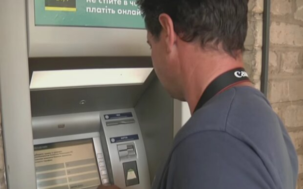 Еще больше наличных денег: Сбербанк обновил лимиты на снятие в банкоматах Еще больше наличных денег: Сбербанк обновил лимиты на снятие в банкоматах