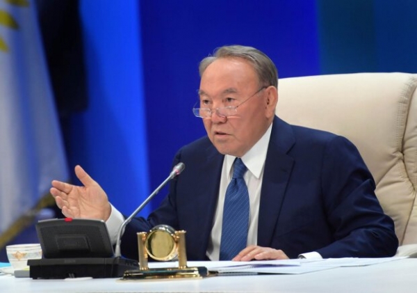 В Лондоне погиб молодой внук президента — парень разоблачал коррупцию и кусал копов В Лондоне погиб молодой внук президента — парень разоблачал коррупцию и кусал копов