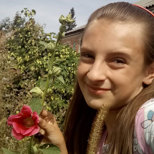 Обнародованы фото 13-летней девочки, которой мама отрезала голову
                                                                                