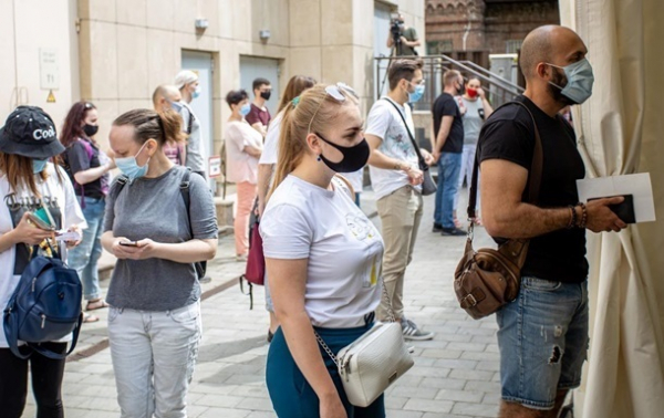 COVID-прививки получили еще 43 тысячи украинцев COVID-прививки получили еще 43 тысячи украинцев