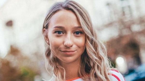 Екатерина Репьяхова больше не работает с Виктором Павликом: теперь заботится о другом мужчине Екатерина Репьяхова больше не работает с Виктором Павликом: теперь заботится о другом мужчине