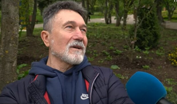 Главное за 4 августа: мобилизация пенсионеров, очередная красотка Дантеса, прилет НЛО и новые правила выезда из Украины