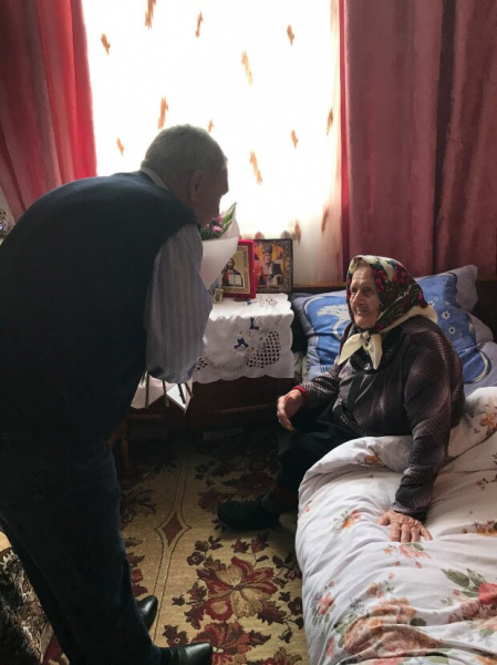 Украинка дожила до 100 лет и на самом деле знает, что такое "все сама": боль войны, потеря ребенка и жажда к жизни