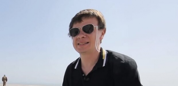 Дмитрий Комаров из "Мира наизнанку" оказался в Мальдивах, не выезжая из Украины: даже "Робинзон Крузо" есть Дмитрий Комаров из "Мира наизнанку" оказался в Мальдивах, не выезжая из Украины: даже "Робинзон Крузо" есть