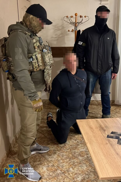 СБУ задержала депутата-кума Медведчука, который занимался рэкетом на Закарпатье: запугивал и "выбивал" деньги СБУ задержала депутата-кума Медведчука, который занимался рэкетом на Закарпатье: запугивал и "выбивал" деньги