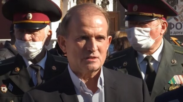 Медведчук отметил недальновидность экономической политики украинской власти, которая слепо присоединилась к санкциям ЕС против России Медведчук отметил недальновидность экономической политики украинской власти, которая слепо присоединилась к санкциям ЕС против России