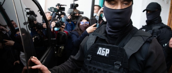 Адвокаты Порошенка подали в суд на генпрокурора Венедиктову
Адвокаты Порошенка подали в суд на генпрокурора Венедиктову