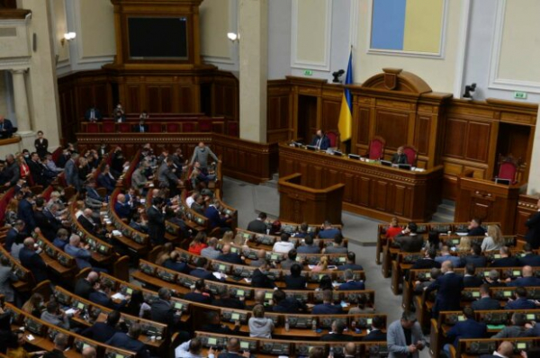 Руслан Стефанчук остался без "правой руки": детали заседания