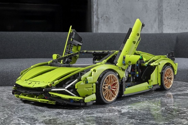 Lego представила свою версию суперкара Lamborghini
Lego представила свою версию суперкара Lamborghini