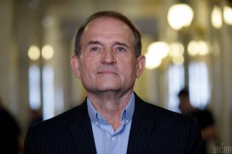 Арестович объяснил, как Кремль мстит Украине за санкции против кума Путина
Арестович объяснил, как Кремль мстит Украине за санкции против кума Путина