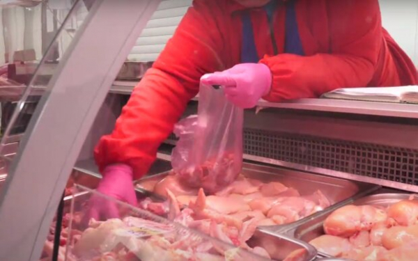 Новое подорожание курятины: сколько украинцам придется выложить за кило мяса