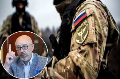 В кафе Донецка работницы спели гимн Украины: их заставили просить прощения на камеру и уволили
В кафе Донецка работницы спели гимн Украины: их заставили просить прощения на камеру и уволили