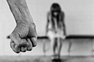 В Мариуполе мужчина наколол наркотиками и зверски изнасиловал 17-летнюю девушку
