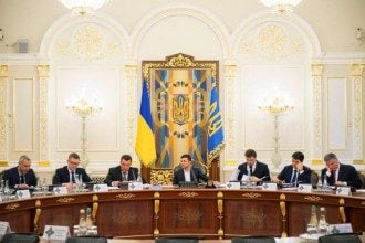 В Украине запретят ряд сайтов: под патронатом СНБО появится реестр "Укркомнадзора"
В Украине запретят ряд сайтов: под патронатом СНБО появится реестр "Укркомнадзора"