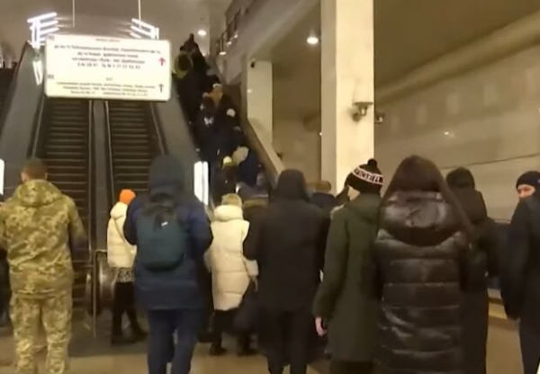 Налоговики будут контролировать банковские карты: что известно Налоговики будут контролировать банковские карты: что известно