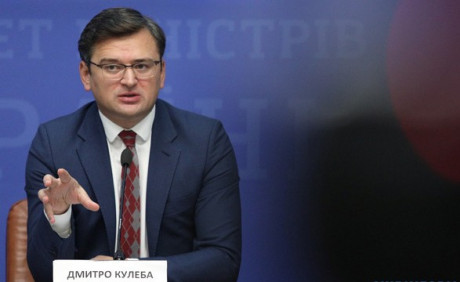Кулеба заявил, что наращивание войск у границы Украины является частью стратегии РФ по дестабилизации Европы
