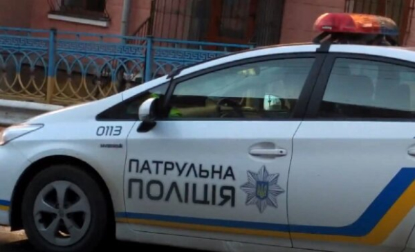 Штраф можно не платить, а этот документ вообще не обязательно показывать: украинцам рассказали про лазейку Штраф можно не платить, а этот документ вообще не обязательно показывать: украинцам рассказали про лазейку