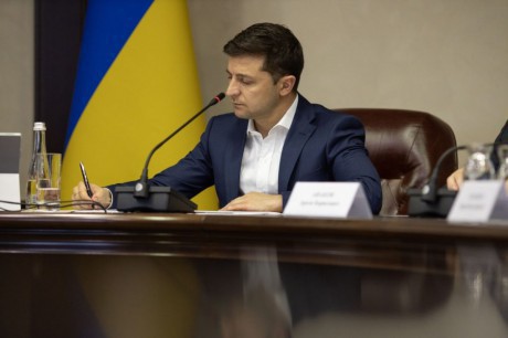 Президент Украины учредил 50 стипендий для выдающихся спортсменов по неолимпийским видам спорта