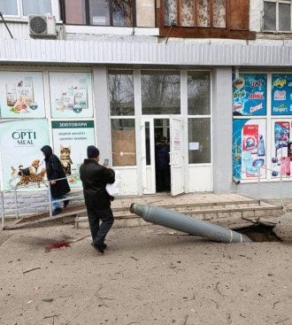 Оккупанты обстреляли Харьков из "Градов"
Оккупанты обстреляли Харьков из "Градов"
