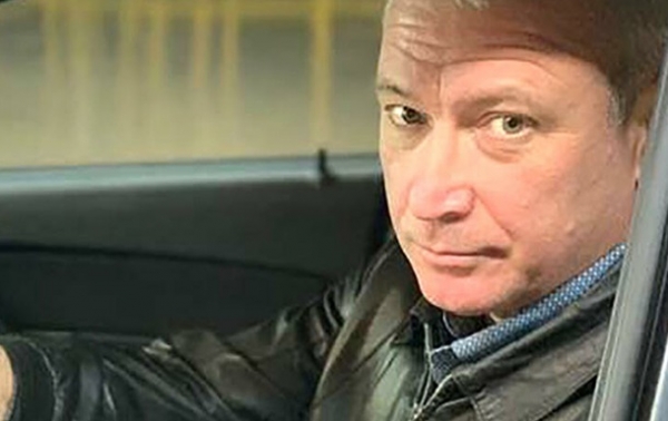 Дебош на дороге. Пьяные приключения замминистраСюжет Дебош на дороге. Пьяные приключения замминистраСюжет