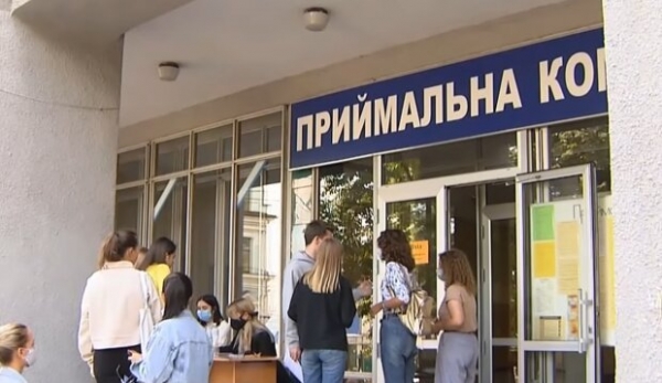 Вступительная кампания: на каких специальностях требуют ВНО по украинскому языку и литературе