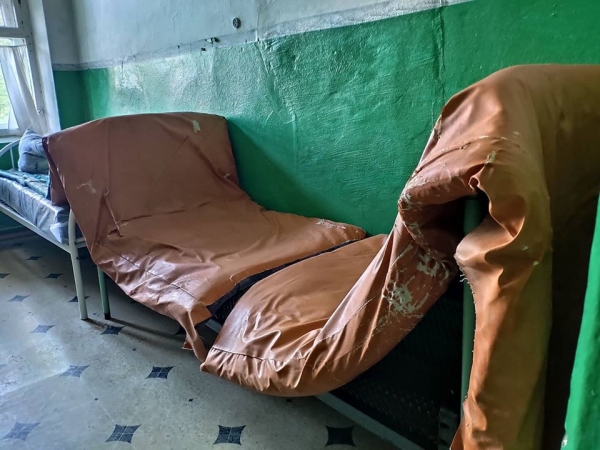 Опубликованы шокирующие фото антисанитарии в обсерваторах Луганской области
                                                                                