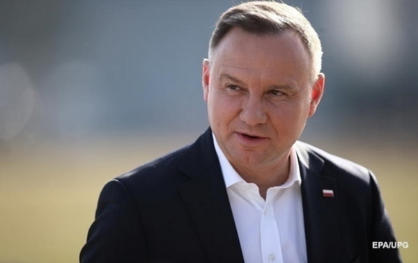 Дуда оценил вероятность ядерного удара по Украине Дуда оценил вероятность ядерного удара по Украине