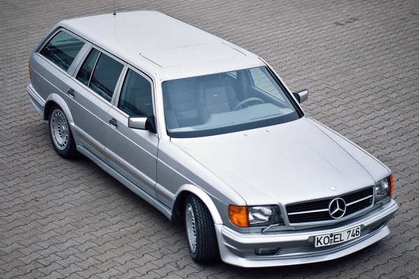
Уникальный универсал Mercedes-Benz S-Class выставили на продажу
 