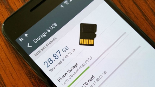Почему Android начинает тормозить со временем и как с этим бороться
Почему Android начинает тормозить со временем и как с этим бороться
