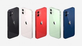 Apple обязали вернуть зарядный блок в комплект поставки iPhone
Apple обязали вернуть зарядный блок в комплект поставки iPhone