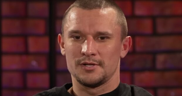Бывший Вики Варлей и звезда "Крепостной" Тарас Цимбалюк отчитал украинцев: "Обсыкают газоны на границе"