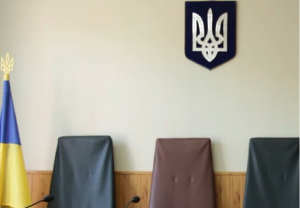 Взял кредит, чтобы скинуться на дроны: налоговик-взяточник не сядет в тюрьму, потому что будет помогать армии