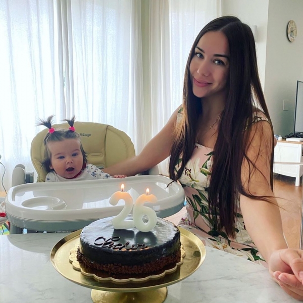 Жена Малиновского после родов похвасталась фигурой в купальнике
Жена Малиновского после родов похвасталась фигурой в купальнике