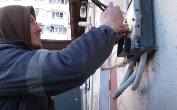 Главные новости за 18 марта: переход на летнее время, пенсионеры в ТЦК и оскорбление украинок шведской журналисткой