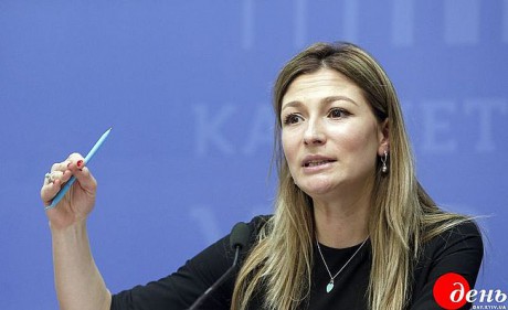Политическое давление на РФ должно быть сильнее, - Джапарова Политическое давление на РФ должно быть сильнее, - Джапарова