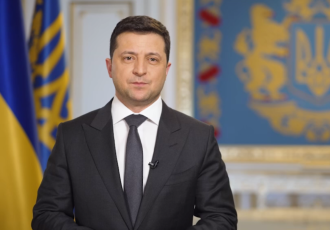 Главное - вакцинация: Зеленский назвал условие окончания пандемии коронавируса уже в 2022 году
Главное - вакцинация: Зеленский назвал условие окончания пандемии коронавируса уже в 2022 году