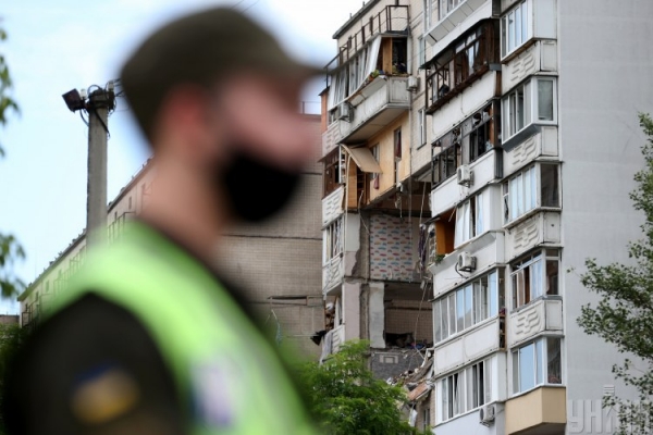 Трагедия на Позняках в Киеве: версии, жертвы, помощь пострадавшим и судьба дома
Трагедия на Позняках в Киеве: версии, жертвы, помощь пострадавшим и судьба дома