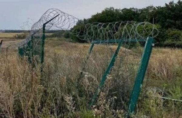Главные новости за 12 сентября: позорная стена Яценюка за 2,5 млрд грн, "освобождение" Тараса Шевченко и Тина Кароль без белья Главные новости за 12 сентября: позорная стена Яценюка за 2,5 млрд грн, "освобождение" Тараса Шевченко и Тина Кароль без белья