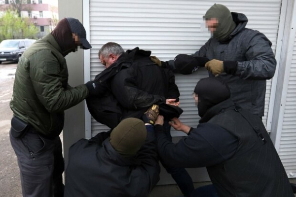 СБУ задержала главаря боевиков из Донбасса, причастного к сбитию "Боинга" MH17 СБУ задержала главаря боевиков из Донбасса, причастного к сбитию "Боинга" MH17