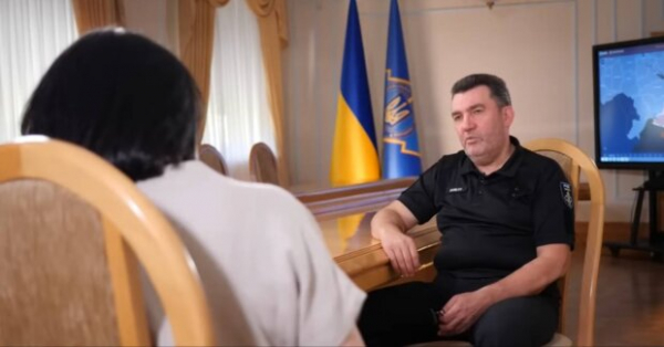 Алексей Данилов успокоил украинцев оптимистичным прогнозом о развязке войны: "Точно не годы" Алексей Данилов успокоил украинцев оптимистичным прогнозом о развязке войны: "Точно не годы"