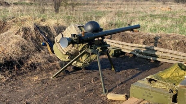 Оккупанты пустили в ход тяжелую артиллерию и минометы, воины ВСУ отразили 11 обстрелов