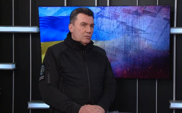 Вокруг владимира путина начались споры и он вынужден идти на уступки: "Мы понимаем, что там происходит" Вокруг владимира путина начались споры и он вынужден идти на уступки: "Мы понимаем, что там происходит"