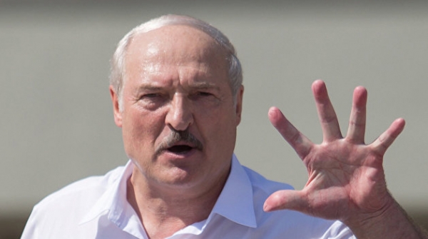 «Ее кинули на пепелище». Лукашенко дал характеристику Тихановской «Ее кинули на пепелище». Лукашенко дал характеристику Тихановской
